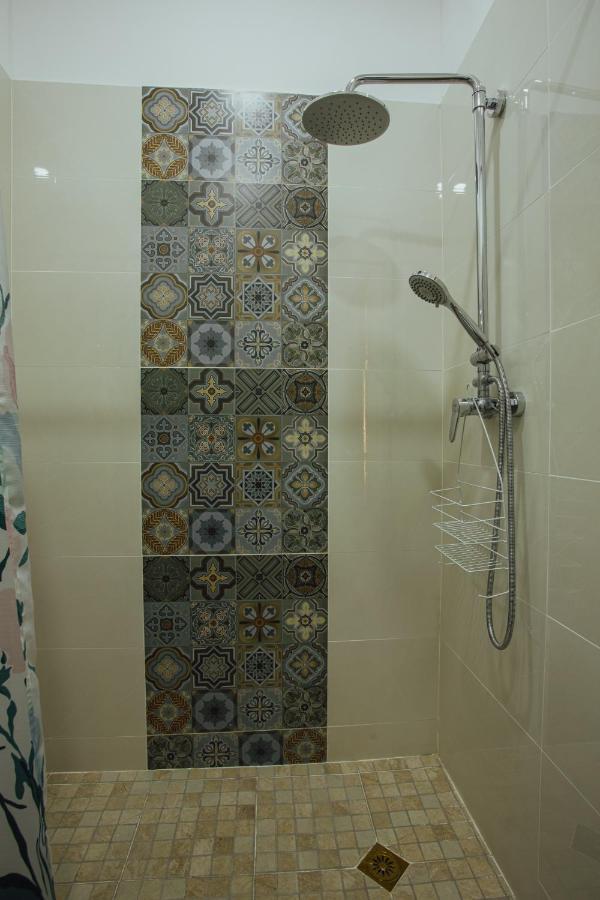 Aparthotel July Lower Prince's Quarter Zewnętrze zdjęcie
